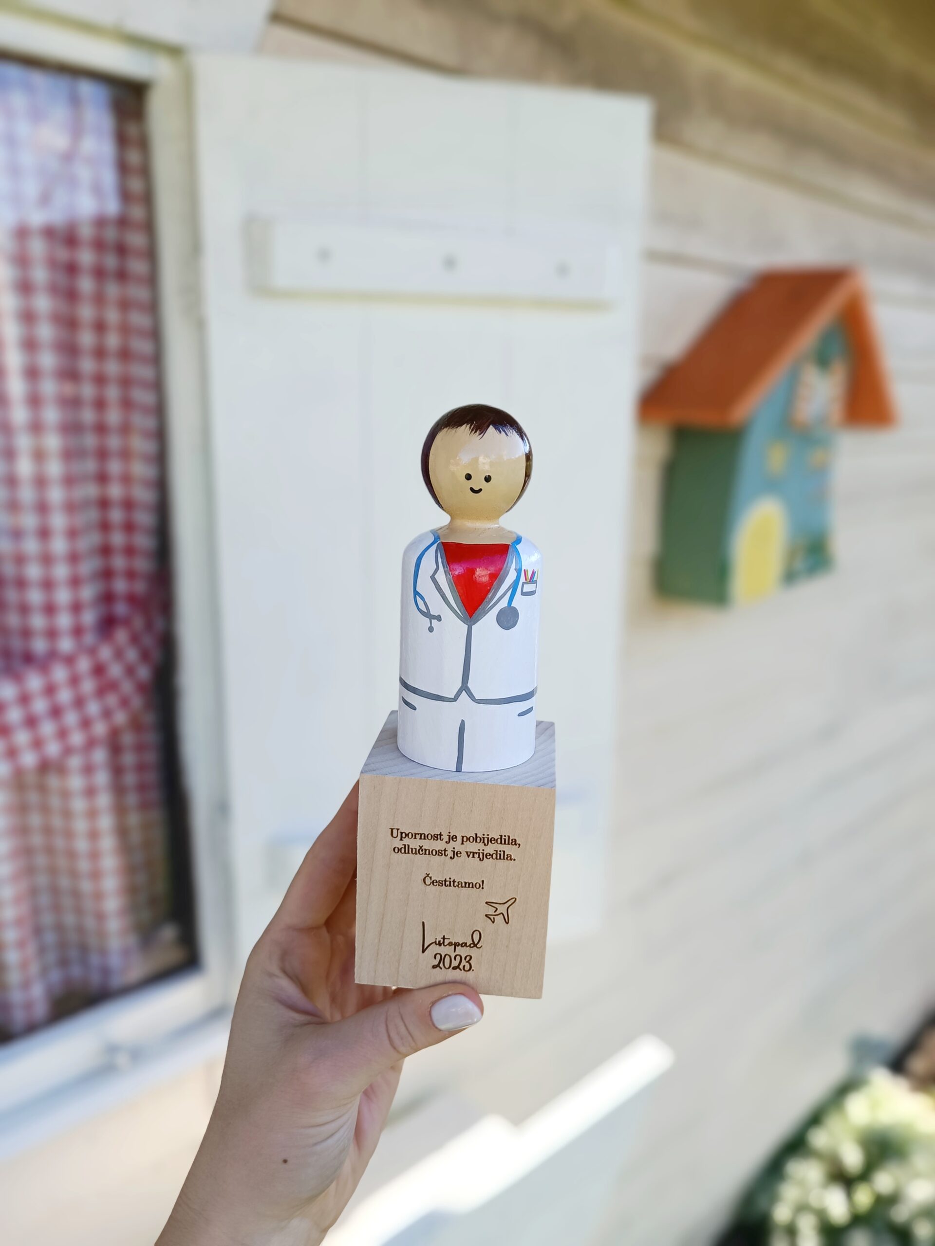 Lutka na postolju- za razne prigode - Slika 3