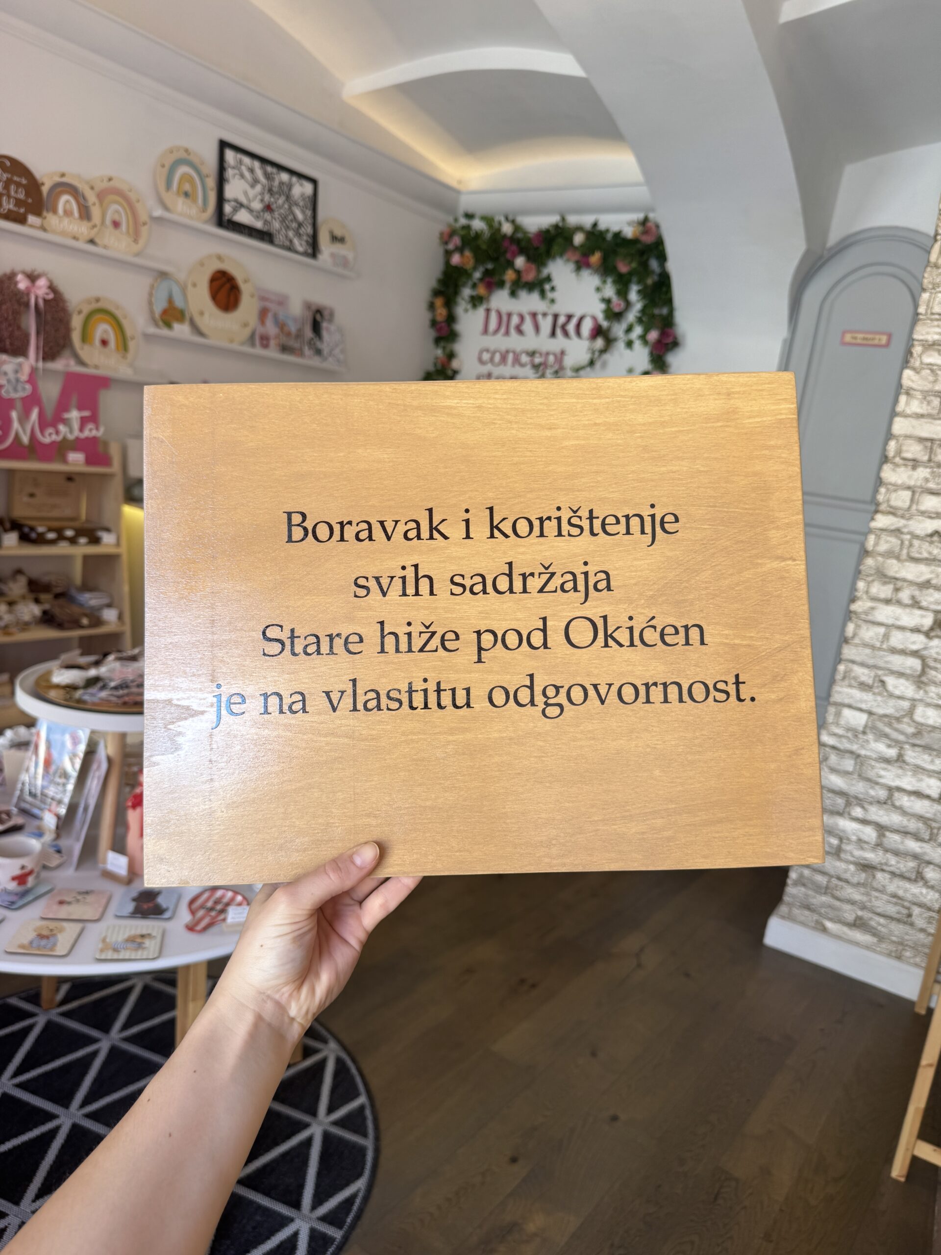 UV print na drvenoj ploči